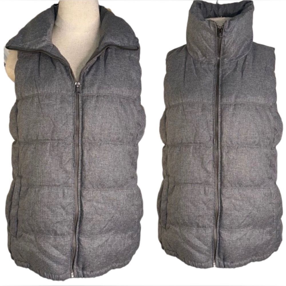Old Navy Womens M Gray Quilted Full Zip Puffer Vest Fleece Lined‎ Modern Outdoor